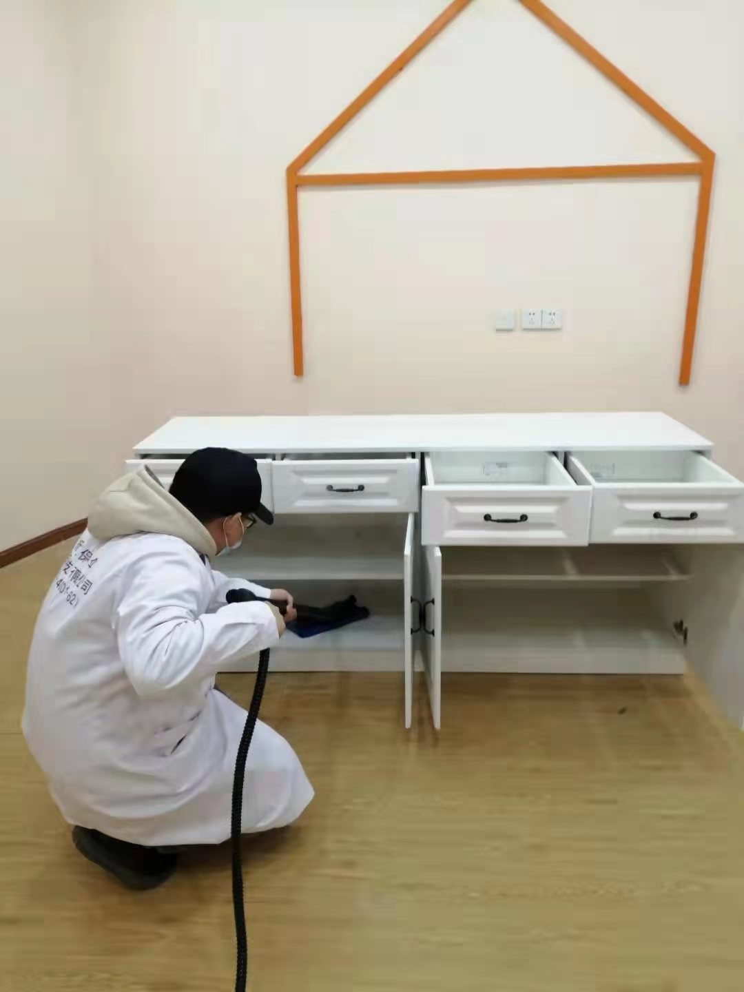 天童南路金海豚